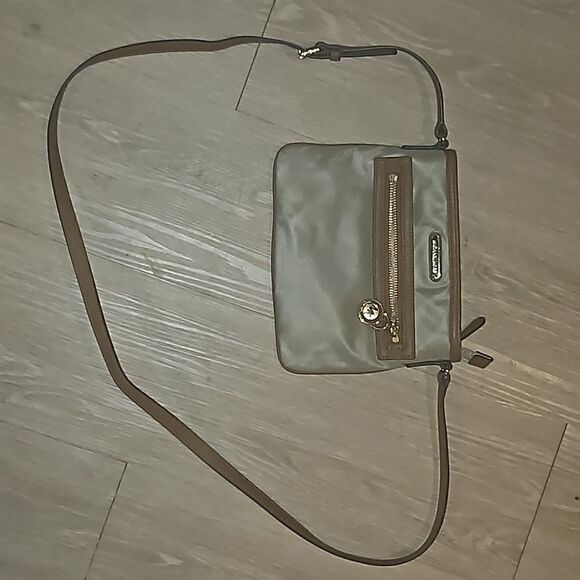 Michael Kors Olive Tan Canvas, Leather Trim, Crossbody - Picture 1 of 4